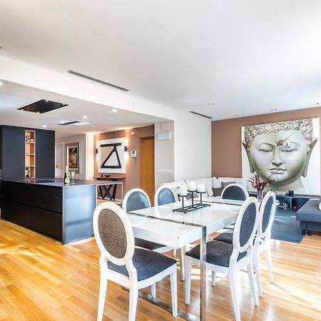 Central Market Lux Apartment Валенсия Екстериор снимка