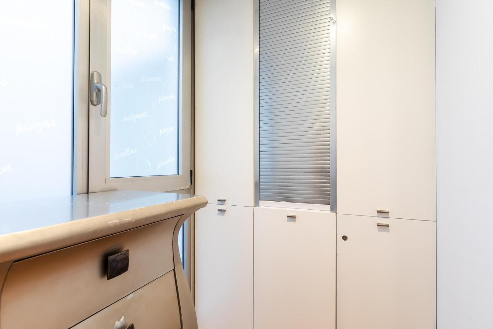 Central Market Lux Apartment Валенсия Екстериор снимка