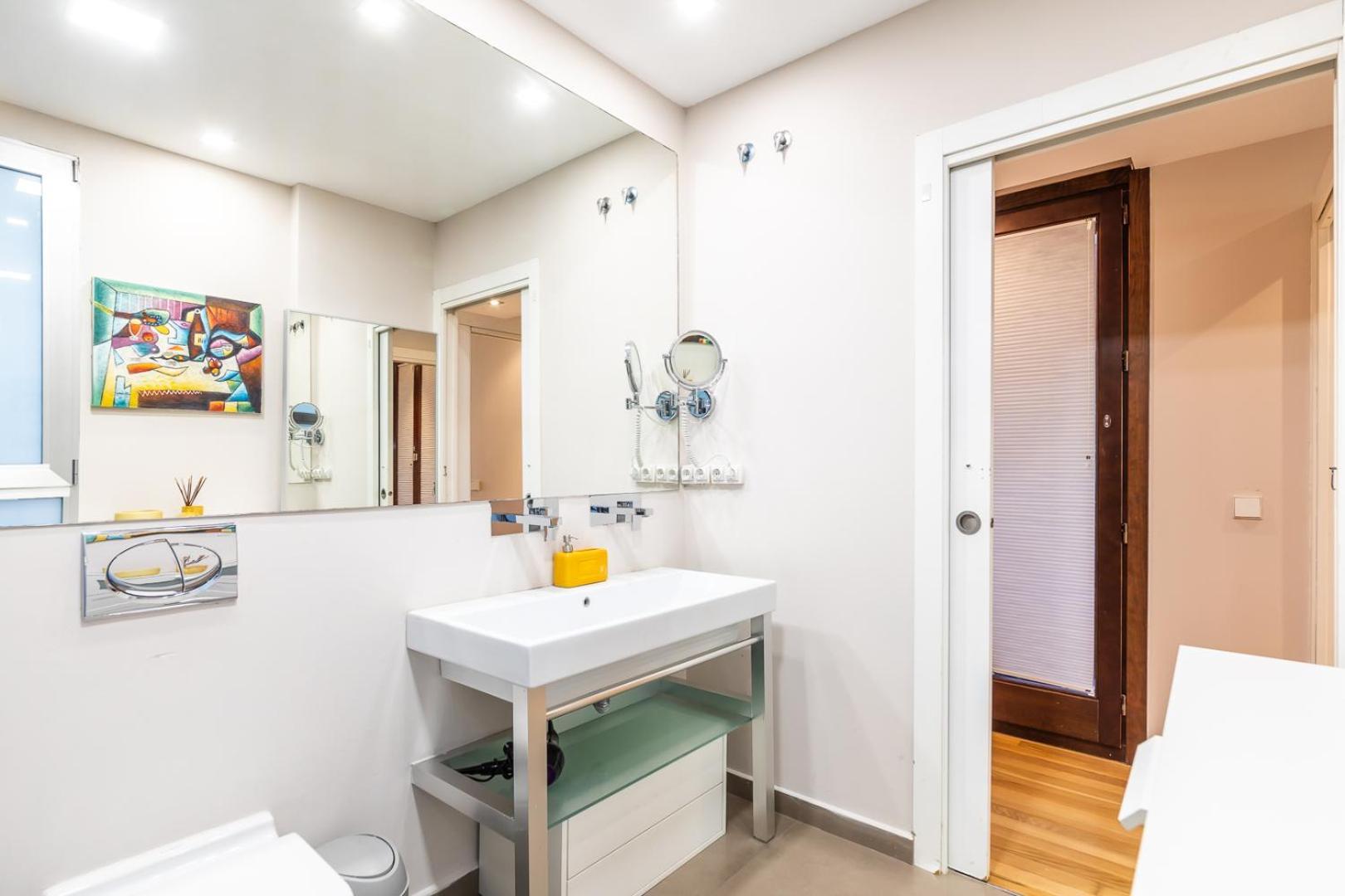 Central Market Lux Apartment Валенсия Екстериор снимка