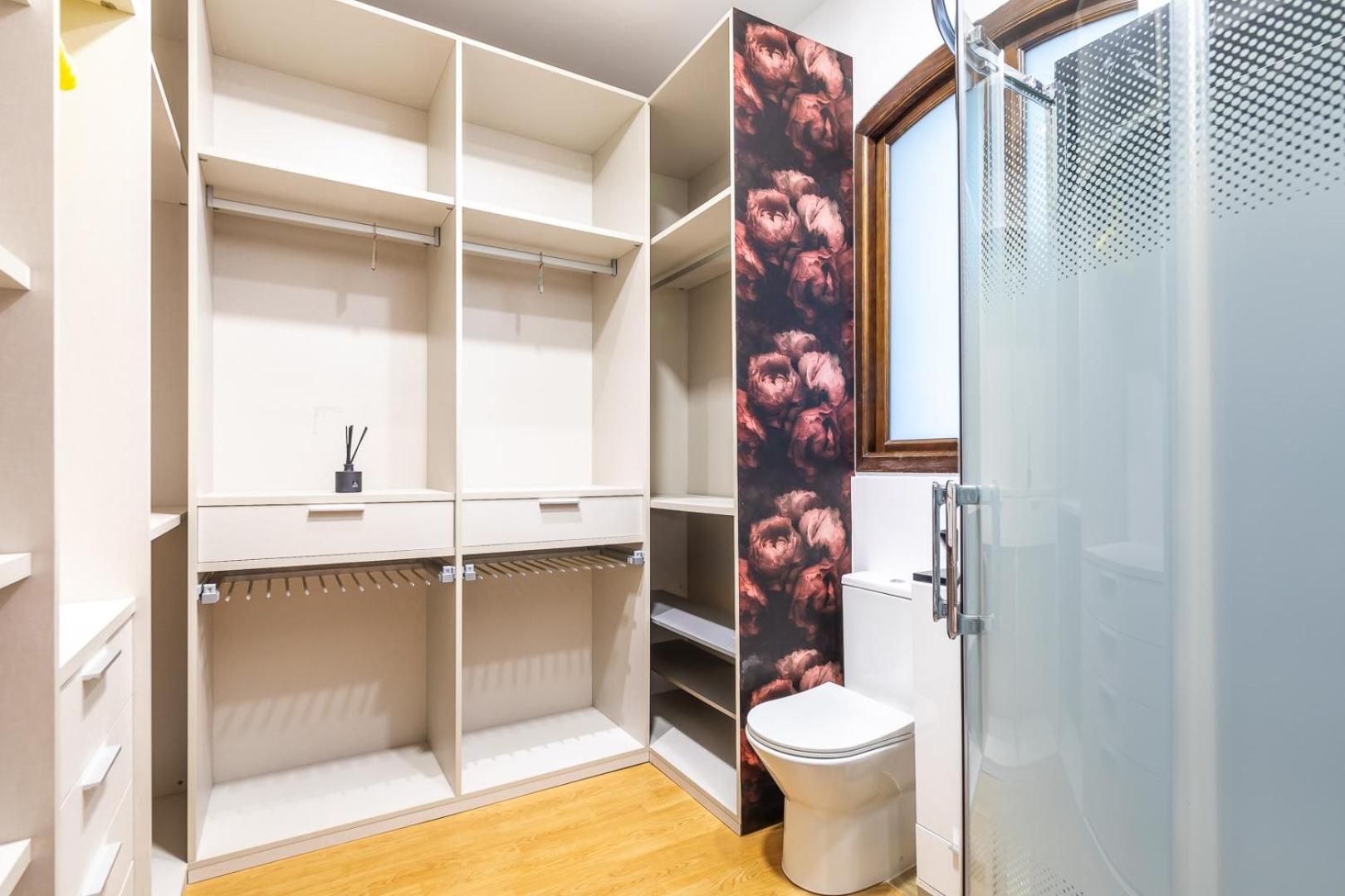 Central Market Lux Apartment Валенсия Екстериор снимка